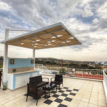 Athina Пафос