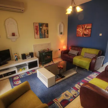 Villa Athina *