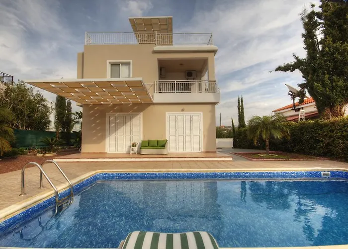 Villa Athina Paphos